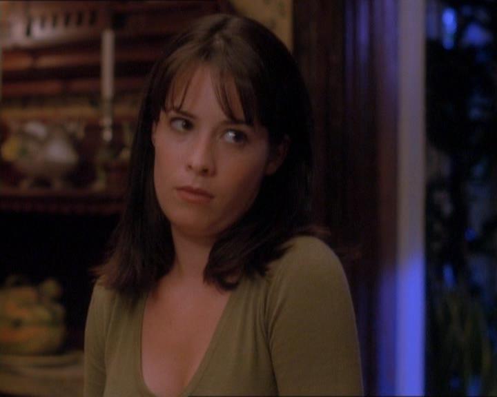 Charmed-Online_dot_net-1x01SomethingWiccaThisWayComes0189.jpg Charmed-Online_dot_net-1x01SomethingWiccaThisWayComes0189.jpg
