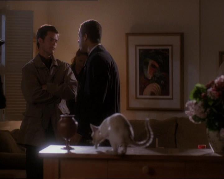 Charmed-Online_dot_net-1x01SomethingWiccaThisWayComes0642.jpg