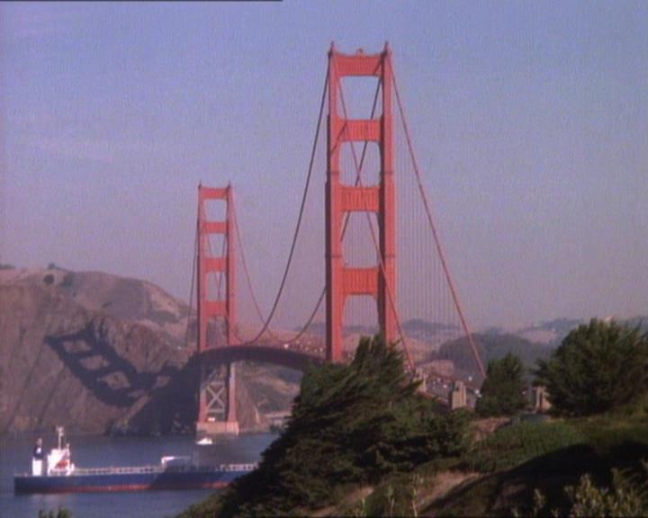 Charmed-Online_dot_net-1x01SomethingWiccaThisWayComes1042.jpg