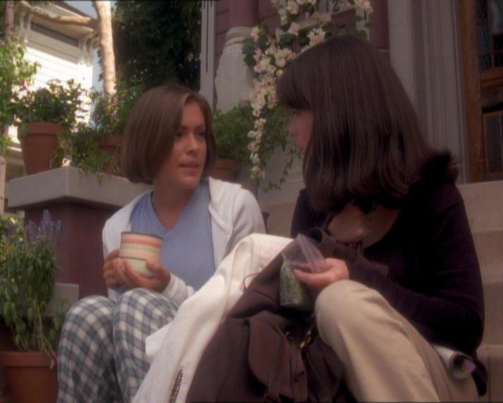 Charmed-Online_dot_net-1x01SomethingWiccaThisWayComes1073.jpg