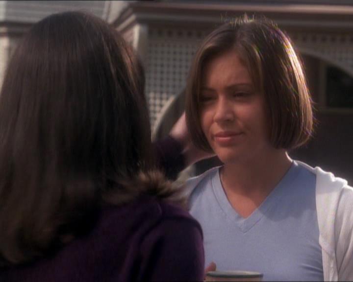 Charmed-Online_dot_net-1x01SomethingWiccaThisWayComes1118.jpg