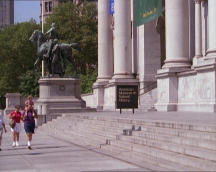 Charmed-Online_dot_net-1x01SomethingWiccaThisWayComes1131.jpg