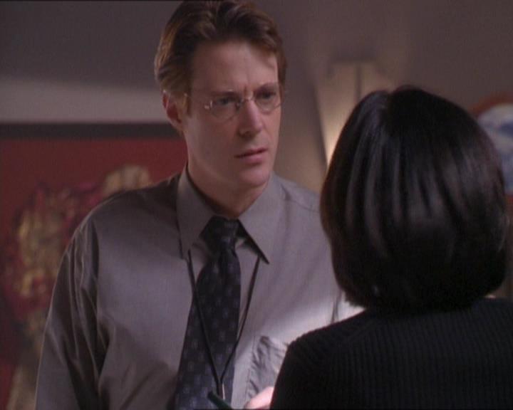 Charmed-Online_dot_net-1x01SomethingWiccaThisWayComes1155.jpg