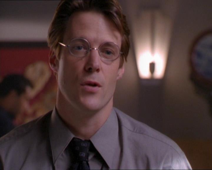 Charmed-Online_dot_net-1x01SomethingWiccaThisWayComes1183.jpg Charmed-Online_dot_net-1x01SomethingWiccaThisWayComes1183.jpg