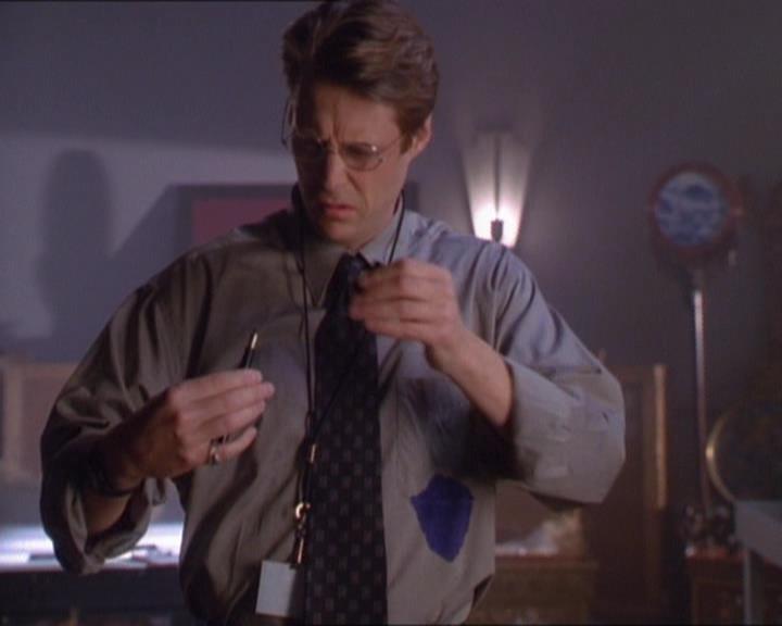 Charmed-Online_dot_net-1x01SomethingWiccaThisWayComes1204.jpg Charmed-Online_dot_net-1x01SomethingWiccaThisWayComes1204.jpg