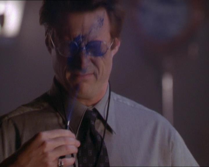 Charmed-Online_dot_net-1x01SomethingWiccaThisWayComes1205.jpg Charmed-Online_dot_net-1x01SomethingWiccaThisWayComes1205.jpg