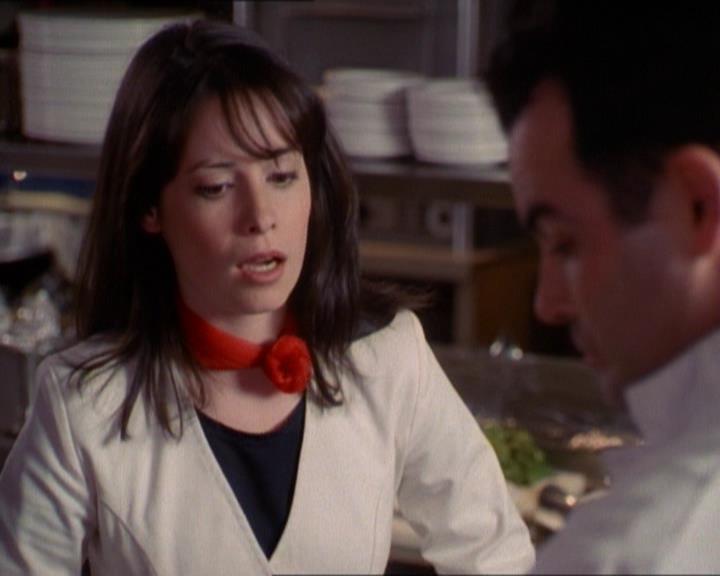 Charmed-Online_dot_net-1x01SomethingWiccaThisWayComes1239.jpg Charmed-Online_dot_net-1x01SomethingWiccaThisWayComes1239.jpg