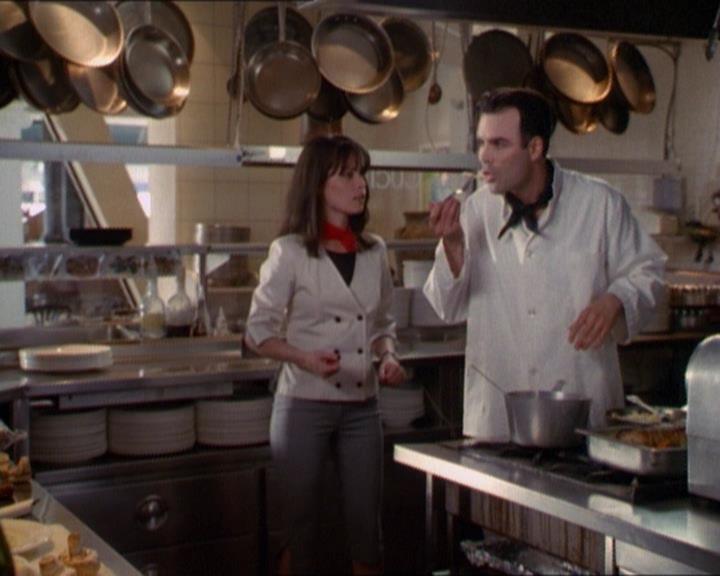 Charmed-Online_dot_net-1x01SomethingWiccaThisWayComes1262.jpg Charmed-Online_dot_net-1x01SomethingWiccaThisWayComes1262.jpg