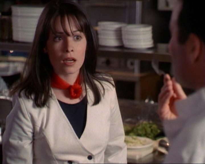 Charmed-Online_dot_net-1x01SomethingWiccaThisWayComes1286.jpg