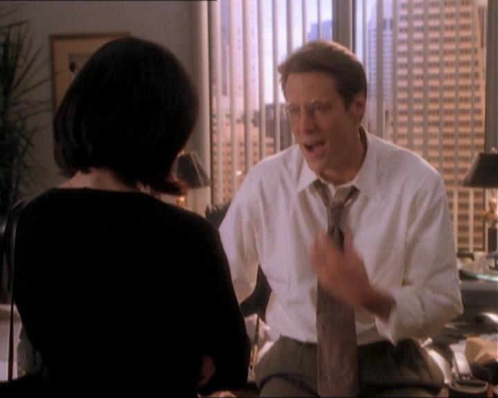 Charmed-Online_dot_net-1x01SomethingWiccaThisWayComes1342.jpg
