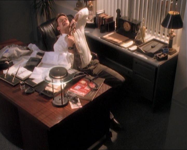 Charmed-Online_dot_net-1x01SomethingWiccaThisWayComes1381.jpg