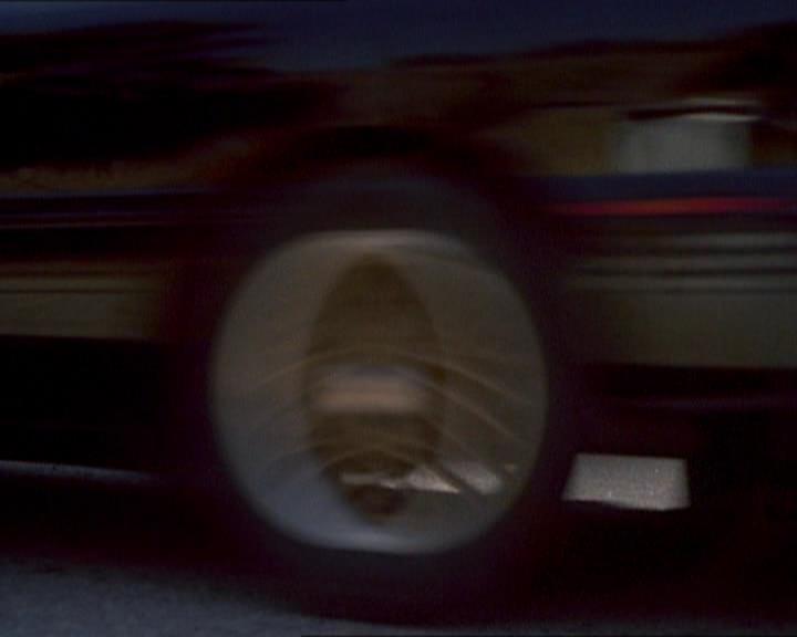 Charmed-Online_dot_net-1x01SomethingWiccaThisWayComes1459.jpg