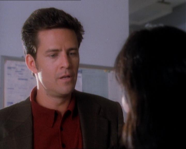 Charmed-Online_dot_net-1x01SomethingWiccaThisWayComes1507.jpg Charmed-Online_dot_net-1x01SomethingWiccaThisWayComes1507.jpg