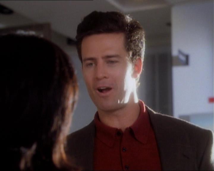 Charmed-Online_dot_net-1x01SomethingWiccaThisWayComes1538.jpg
