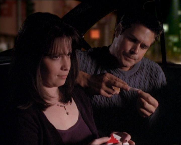 Charmed-Online_dot_net-1x01SomethingWiccaThisWayComes1739.jpg