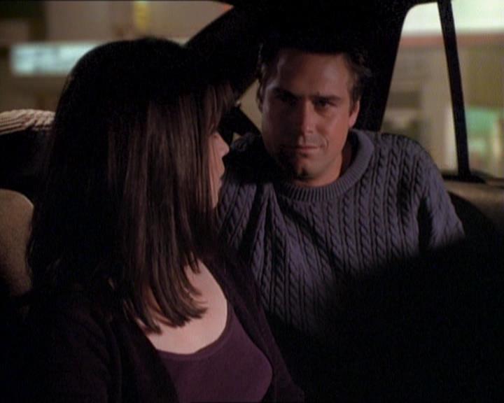 Charmed-Online_dot_net-1x01SomethingWiccaThisWayComes1757.jpg