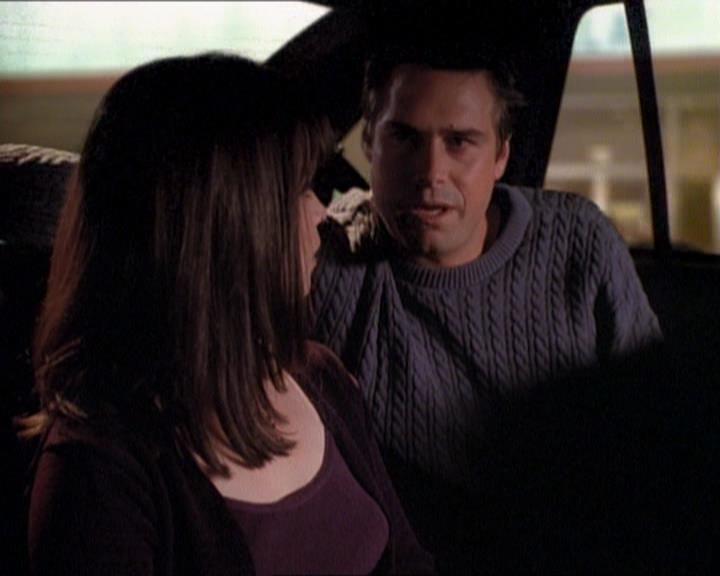 Charmed-Online_dot_net-1x01SomethingWiccaThisWayComes1758.jpg Charmed-Online_dot_net-1x01SomethingWiccaThisWayComes1758.jpg
