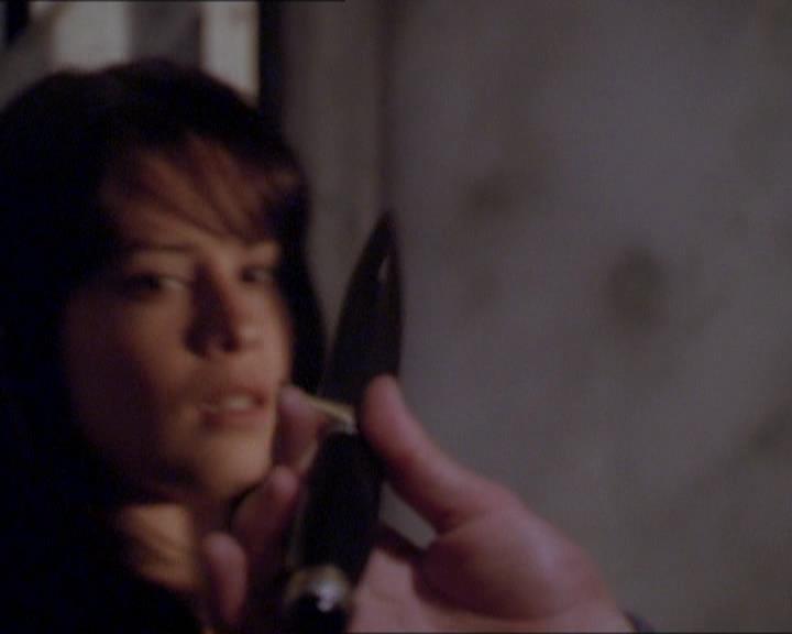 Charmed-Online_dot_net-1x01SomethingWiccaThisWayComes1911.jpg