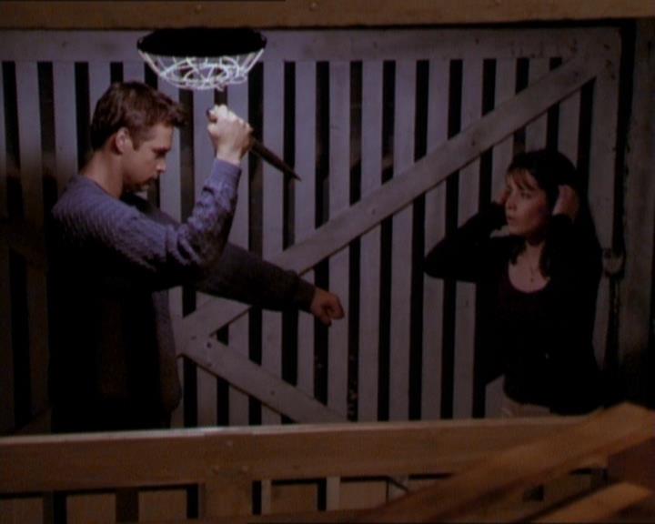 Charmed-Online_dot_net-1x01SomethingWiccaThisWayComes1951.jpg