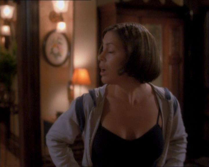 Charmed-Online_dot_net-1x01SomethingWiccaThisWayComes1979.jpg
