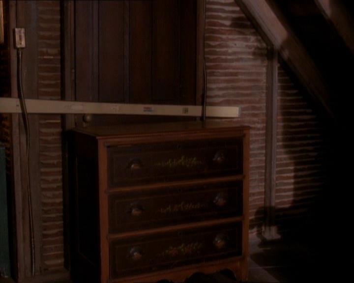 Charmed-Online_dot_net-1x01SomethingWiccaThisWayComes2159.jpg