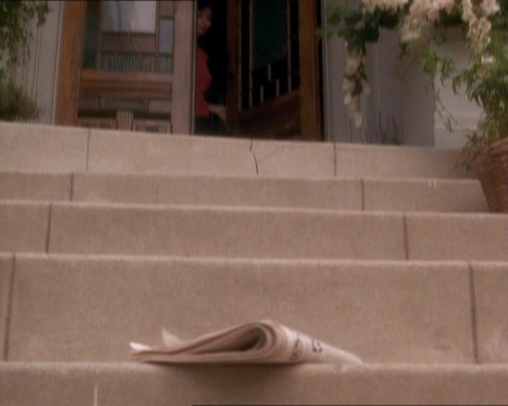 Charmed-Online_dot_net-1x01SomethingWiccaThisWayComes2236.jpg