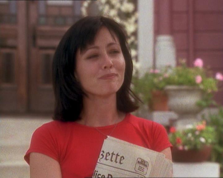 Charmed-Online_dot_net-1x01SomethingWiccaThisWayComes2270.jpg