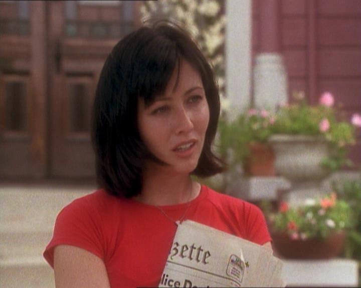 Charmed-Online_dot_net-1x01SomethingWiccaThisWayComes2282.jpg