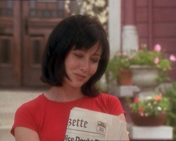Charmed-Online_dot_net-1x01SomethingWiccaThisWayComes2291.jpg