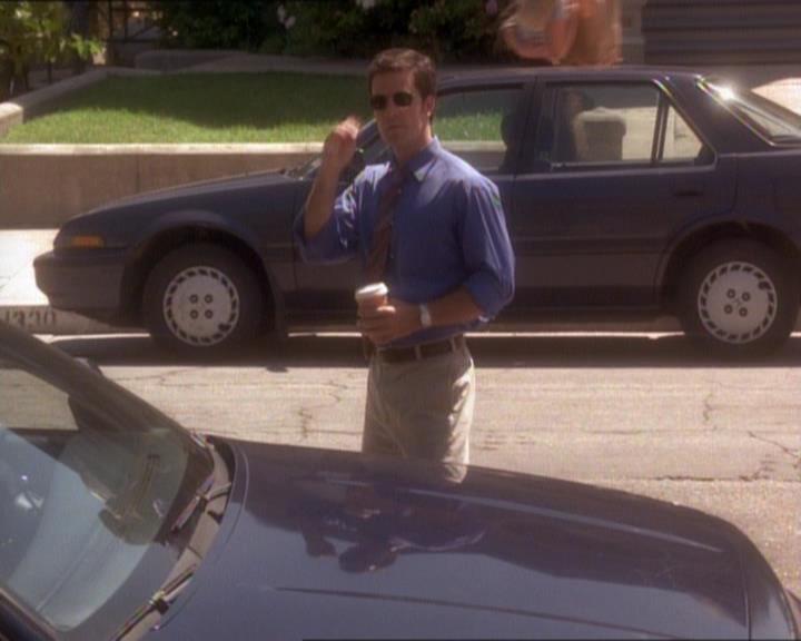 Charmed-Online_dot_net-1x01SomethingWiccaThisWayComes2325.jpg