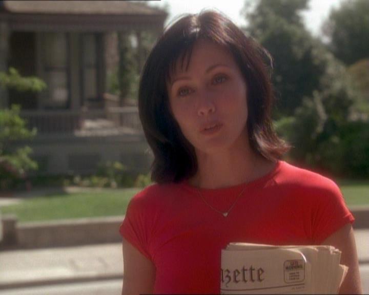 Charmed-Online_dot_net-1x01SomethingWiccaThisWayComes2330.jpg