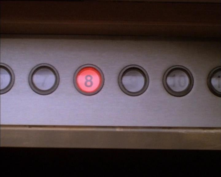 Charmed-Online_dot_net-1x02IveGotYouUnderMySkin0684.jpg