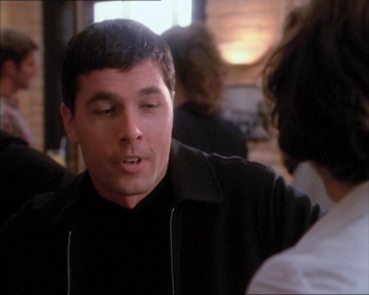 Charmed-Online_dot_net-1x02IveGotYouUnderMySkin0721.jpg