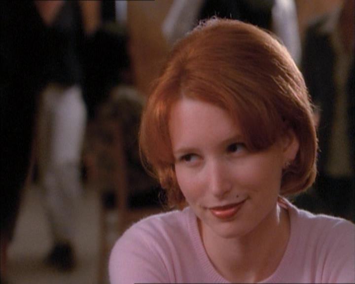 Charmed-Online_dot_net-1x02IveGotYouUnderMySkin0725.jpg