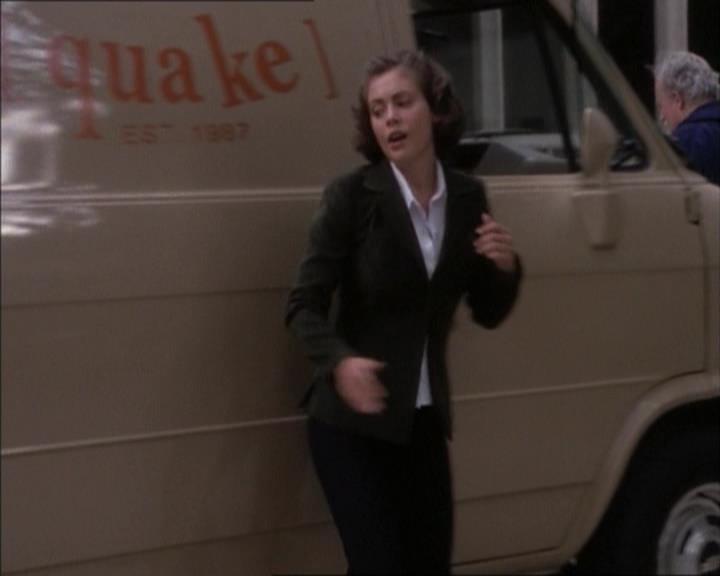 Charmed-Online_dot_net-1x02IveGotYouUnderMySkin0980.jpg Charmed-Online_dot_net-1x02IveGotYouUnderMySkin0980.jpg