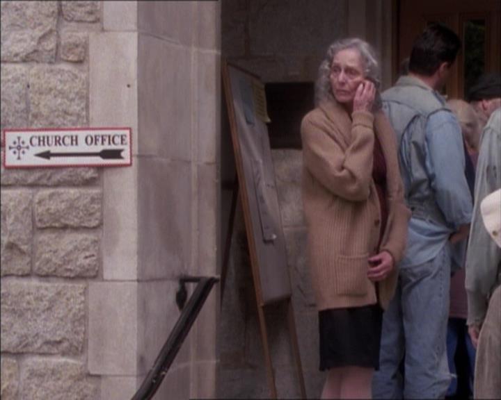 Charmed-Online_dot_net-1x02IveGotYouUnderMySkin1157.jpg Charmed-Online_dot_net-1x02IveGotYouUnderMySkin1157.jpg