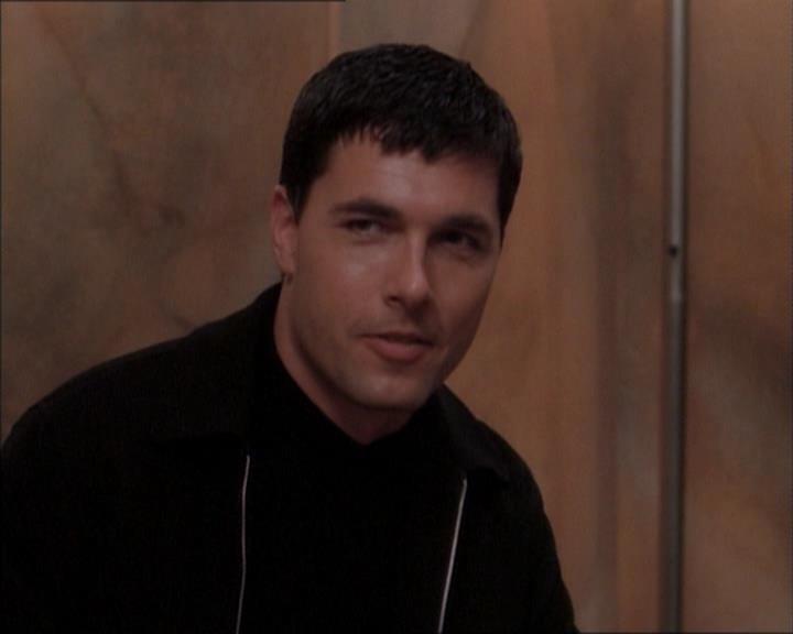 Charmed-Online_dot_net-1x02IveGotYouUnderMySkin1273.jpg Charmed-Online_dot_net-1x02IveGotYouUnderMySkin1273.jpg