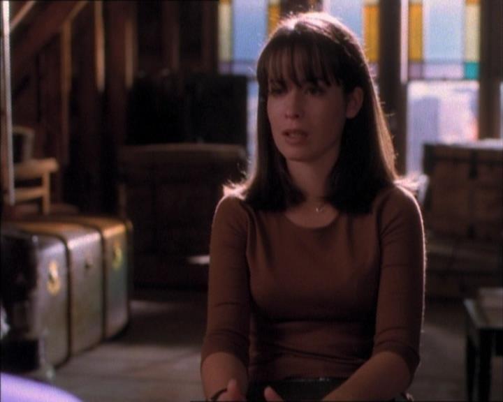 Charmed-Online_dot_net-1x02IveGotYouUnderMySkin1486.jpg Charmed-Online_dot_net-1x02IveGotYouUnderMySkin1486.jpg