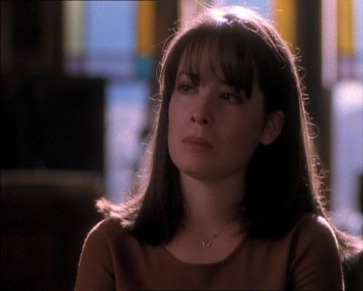 Charmed-Online_dot_net-1x02IveGotYouUnderMySkin1536.jpg Charmed-Online_dot_net-1x02IveGotYouUnderMySkin1536.jpg