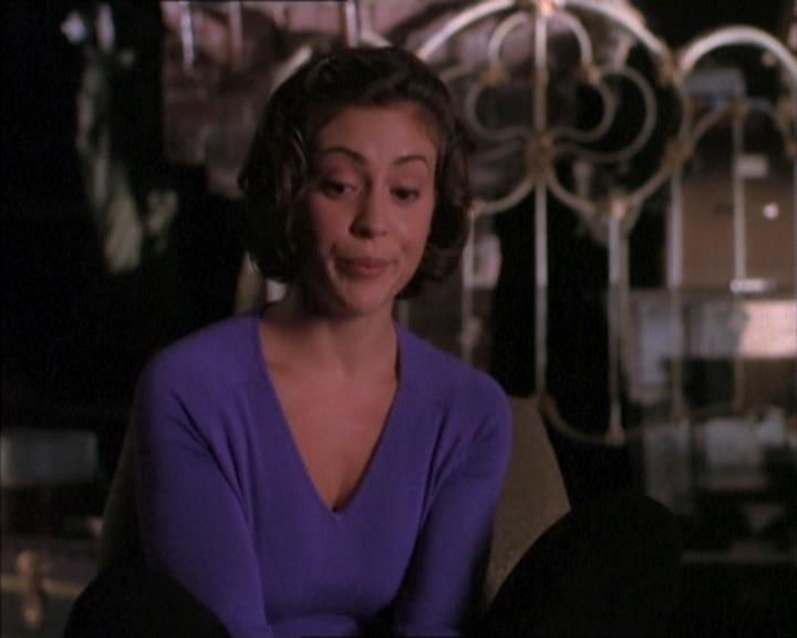 Charmed-Online_dot_net-1x02IveGotYouUnderMySkin1588.jpg Charmed-Online_dot_net-1x02IveGotYouUnderMySkin1588.jpg