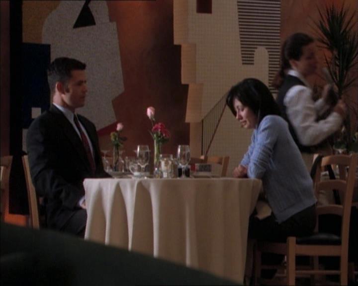 Charmed-Online_dot_net-1x02IveGotYouUnderMySkin1608.jpg