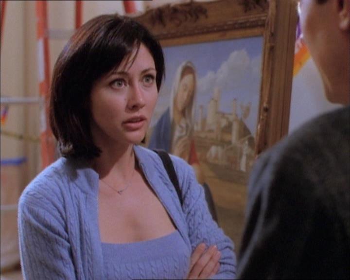Charmed-Online_dot_net-1x02IveGotYouUnderMySkin1916.jpg