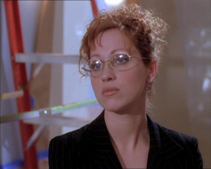 Charmed-Online_dot_net-1x02IveGotYouUnderMySkin1939.jpg Charmed-Online_dot_net-1x02IveGotYouUnderMySkin1939.jpg