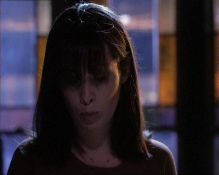 Charmed-Online_dot_net-1x02IveGotYouUnderMySkin2053.jpg Charmed-Online_dot_net-1x02IveGotYouUnderMySkin2053.jpg