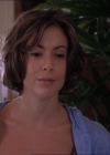 Charmed-Online_dot_net-1x02IveGotYouUnderMySkin0417.jpg