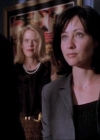 Charmed-Online_dot_net-1x02IveGotYouUnderMySkin0805.jpg