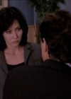 Charmed-Online_dot_net-1x02IveGotYouUnderMySkin0933.jpg