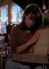 Charmed-Online_dot_net-1x02IveGotYouUnderMySkin1427.jpg