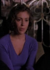 Charmed-Online_dot_net-1x02IveGotYouUnderMySkin1496.jpg