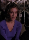 Charmed-Online_dot_net-1x02IveGotYouUnderMySkin1497.jpg